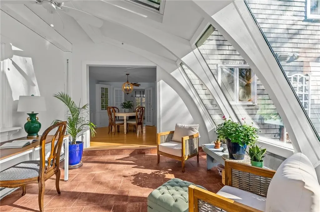 146 Woodland Drive Portsmouth RI 02871