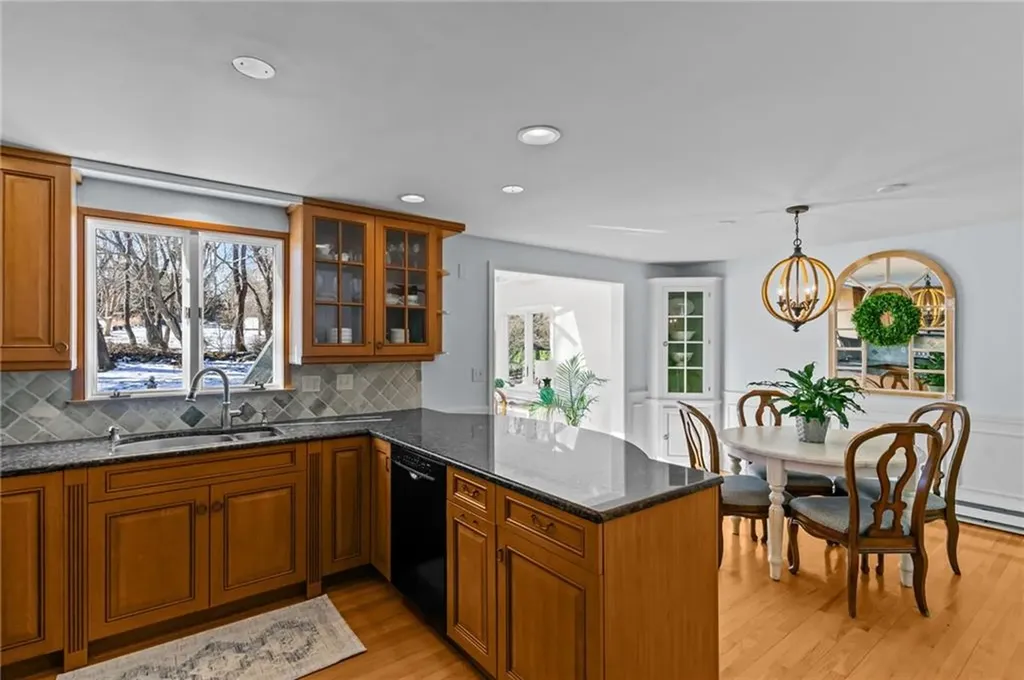 146 Woodland Drive Portsmouth RI 02871