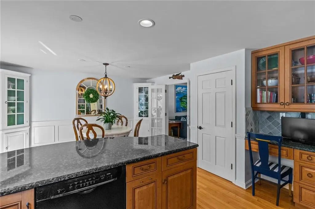 146 Woodland Drive Portsmouth RI 02871