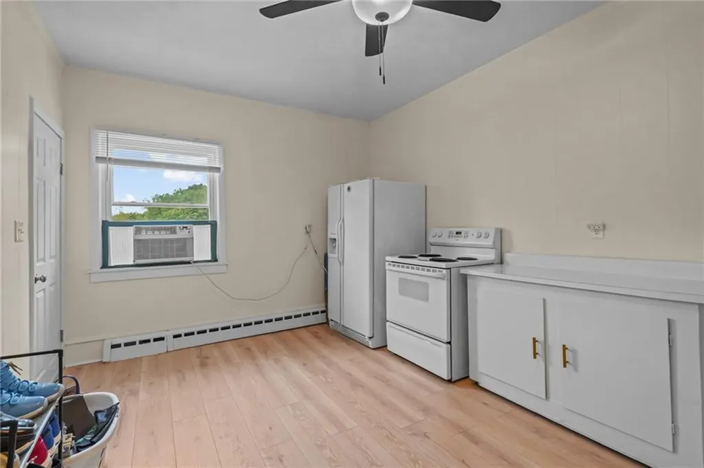 1305 Plainfield Street Johnston RI 02919