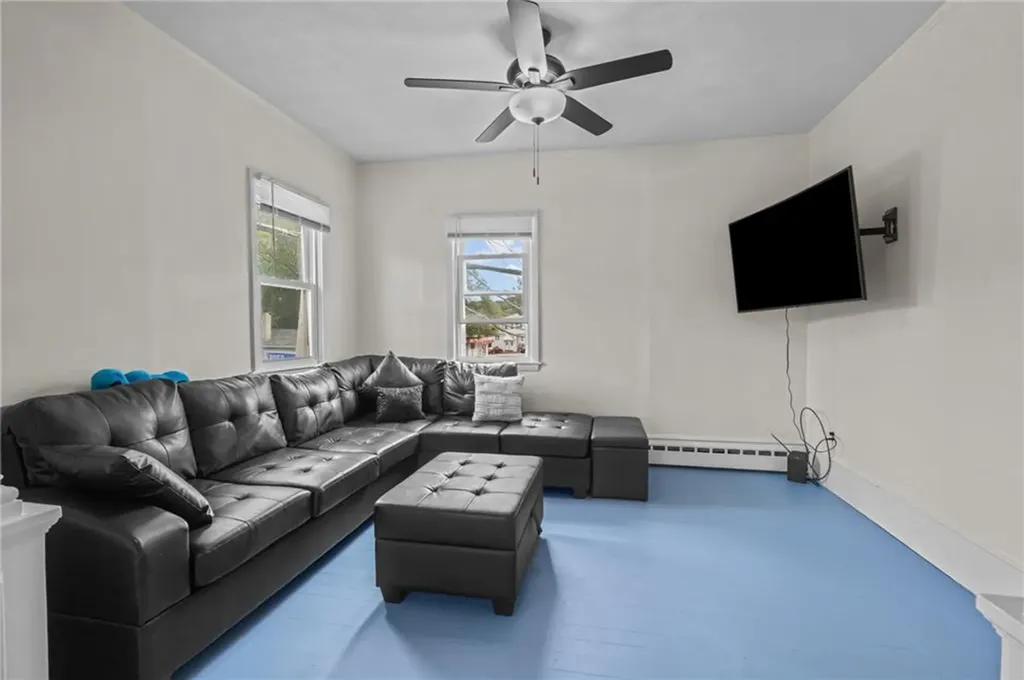 1305 Plainfield Street Johnston RI 02919