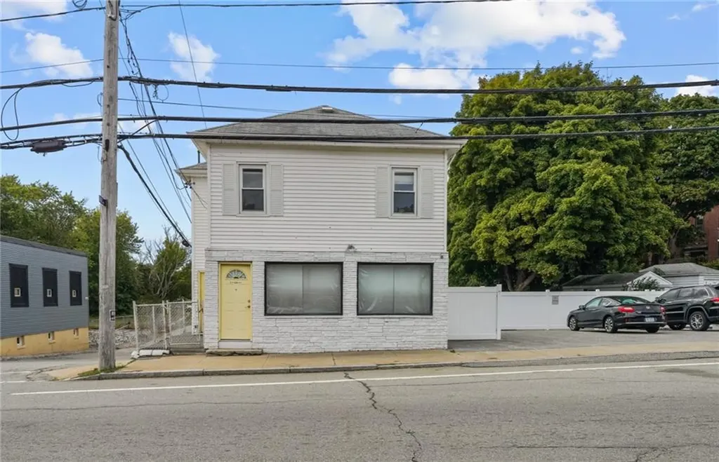1305 Plainfield Street Johnston RI 02919