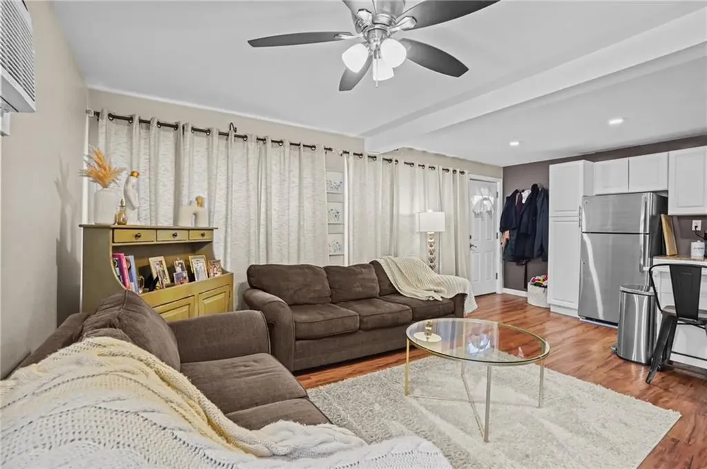 1305 Plainfield Street Johnston RI 02919
