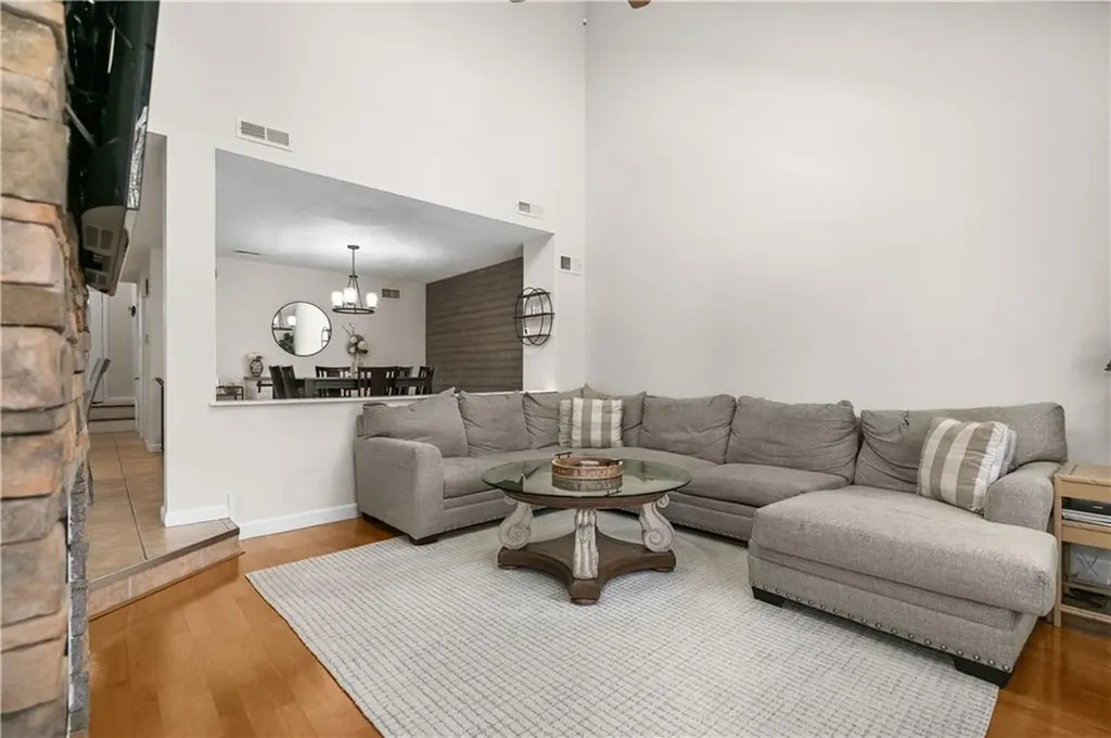 92 Nipmuc Trail North Providence RI 02904