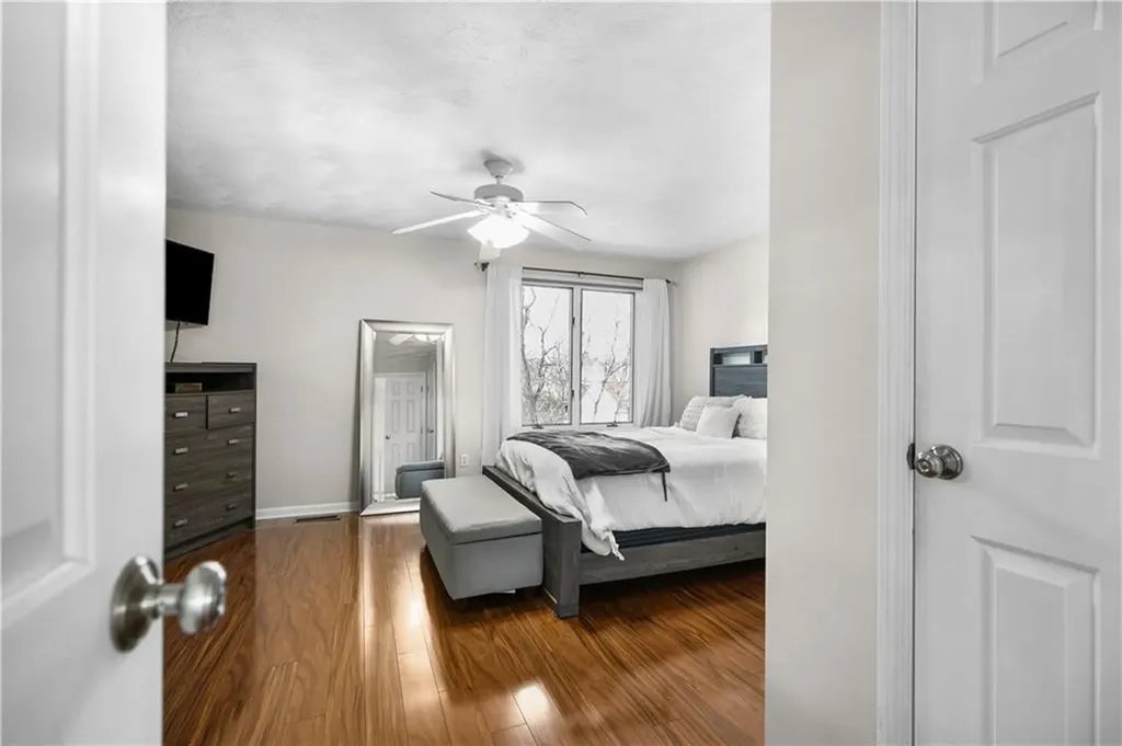 92 Nipmuc Trail North Providence RI 02904