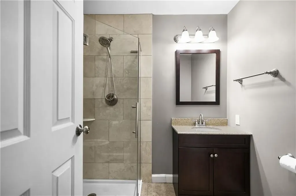 92 Nipmuc Trail North Providence RI 02904