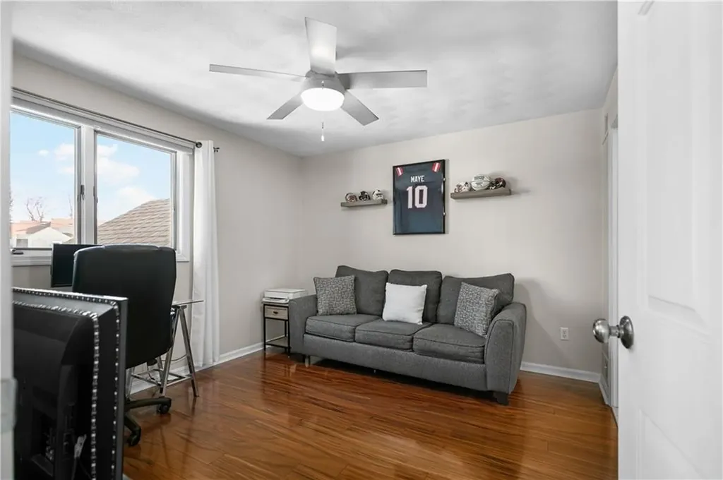 92 Nipmuc Trail North Providence RI 02904