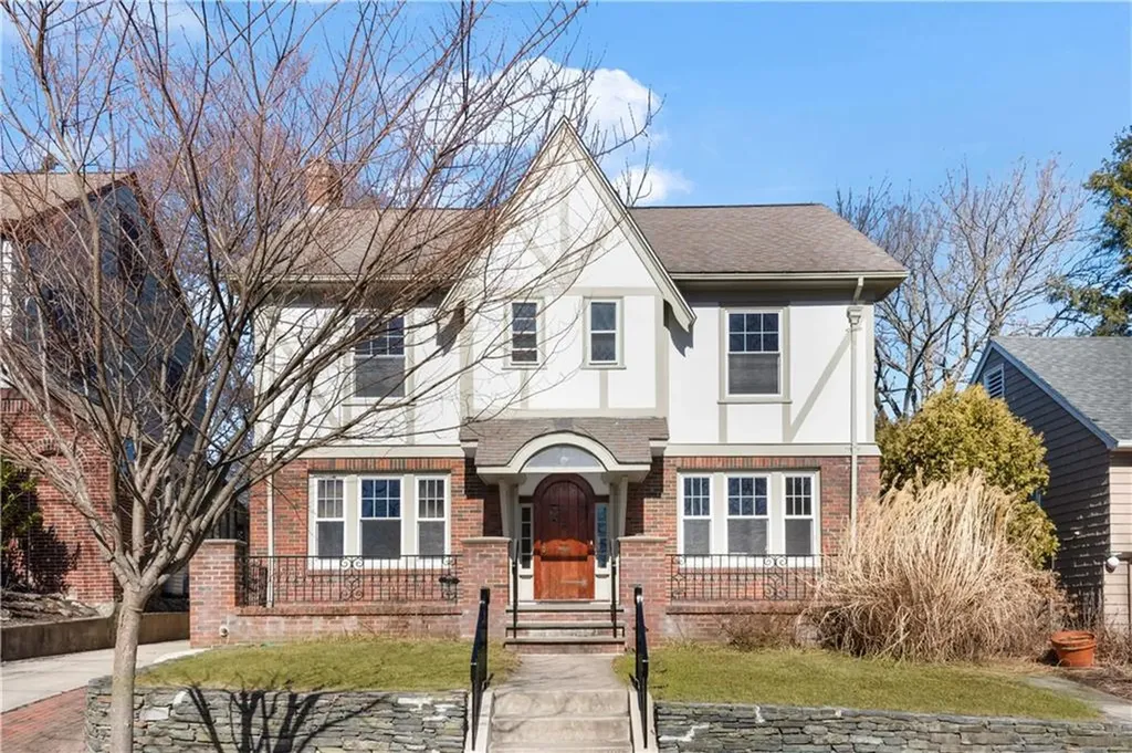 70 Vassar Avenue Providence RI 02906