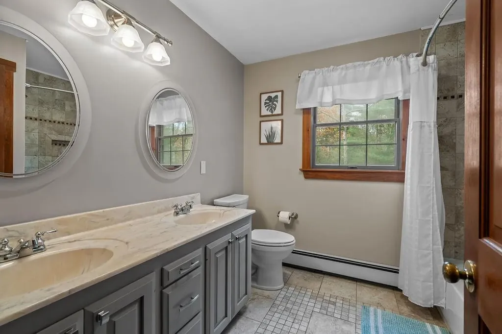 880 Jackson Schoolhouse Road Burrillville RI 02859