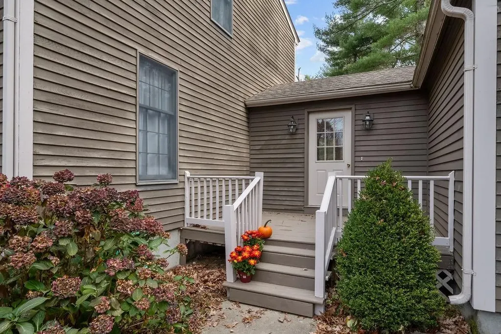 880 Jackson Schoolhouse Road Burrillville RI 02859