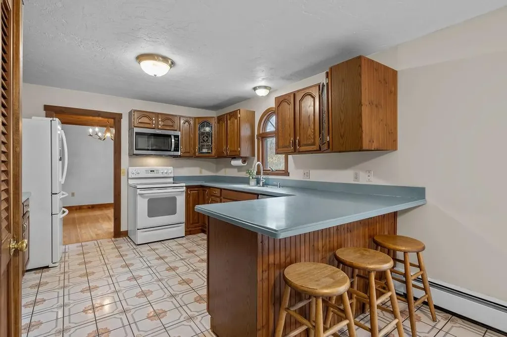 880 Jackson Schoolhouse Road Burrillville RI 02859