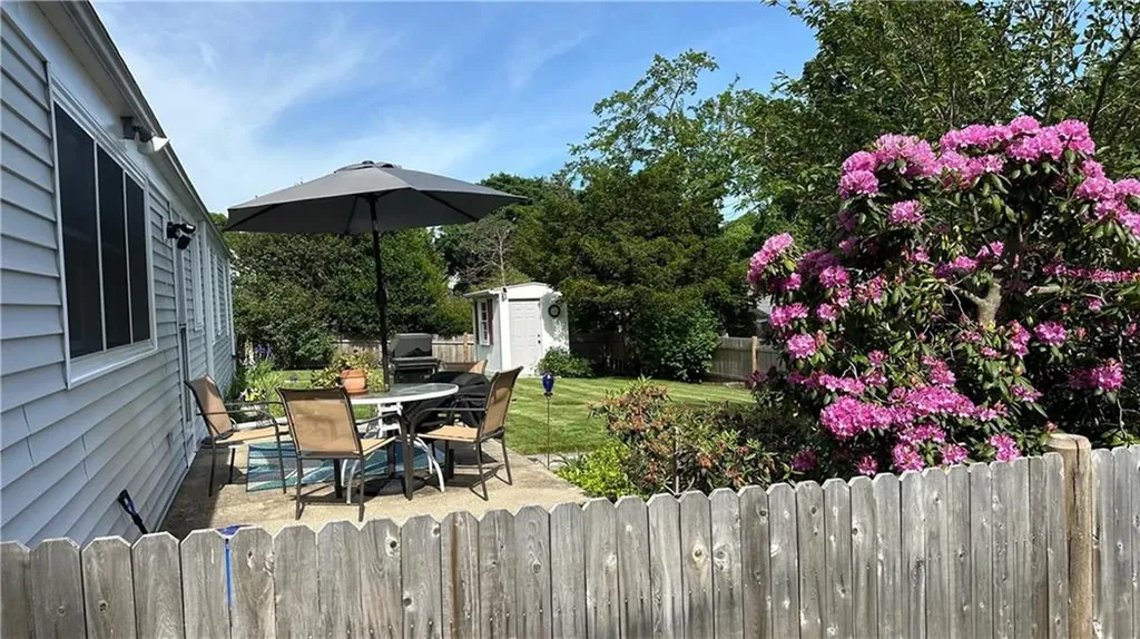 66 Ontario Avenue Warwick RI 02886