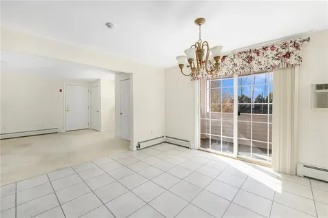 669 Metacom Avenue Bristol RI 02809