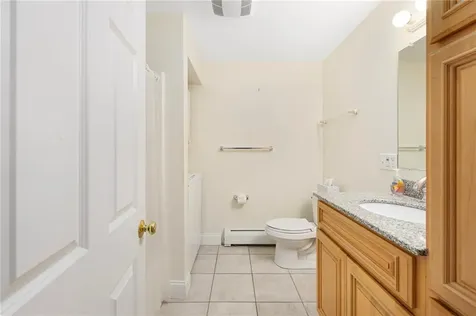 669 Metacom Avenue Bristol RI 02809