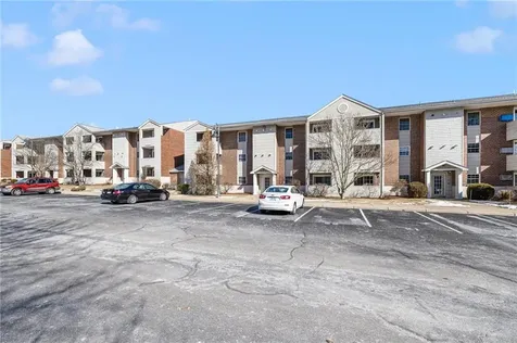 669 Metacom Avenue Bristol RI 02809