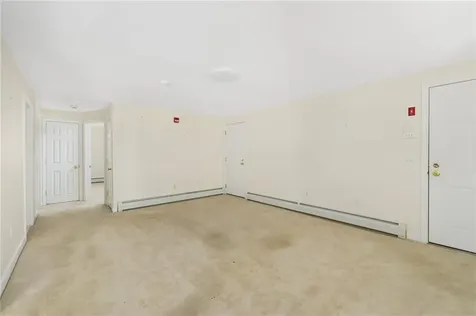 669 Metacom Avenue Bristol RI 02809