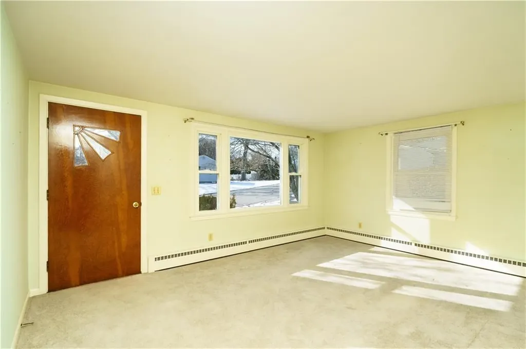 6 Sheffield Avenue Coventry RI 02816
