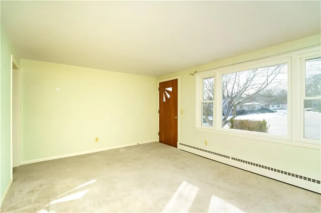 6 Sheffield Avenue Coventry RI 02816
