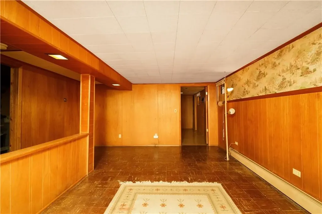 6 Sheffield Avenue Coventry RI 02816