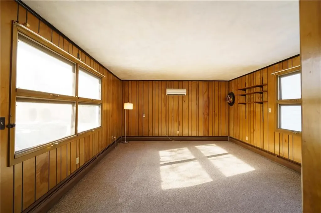 6 Sheffield Avenue Coventry RI 02816