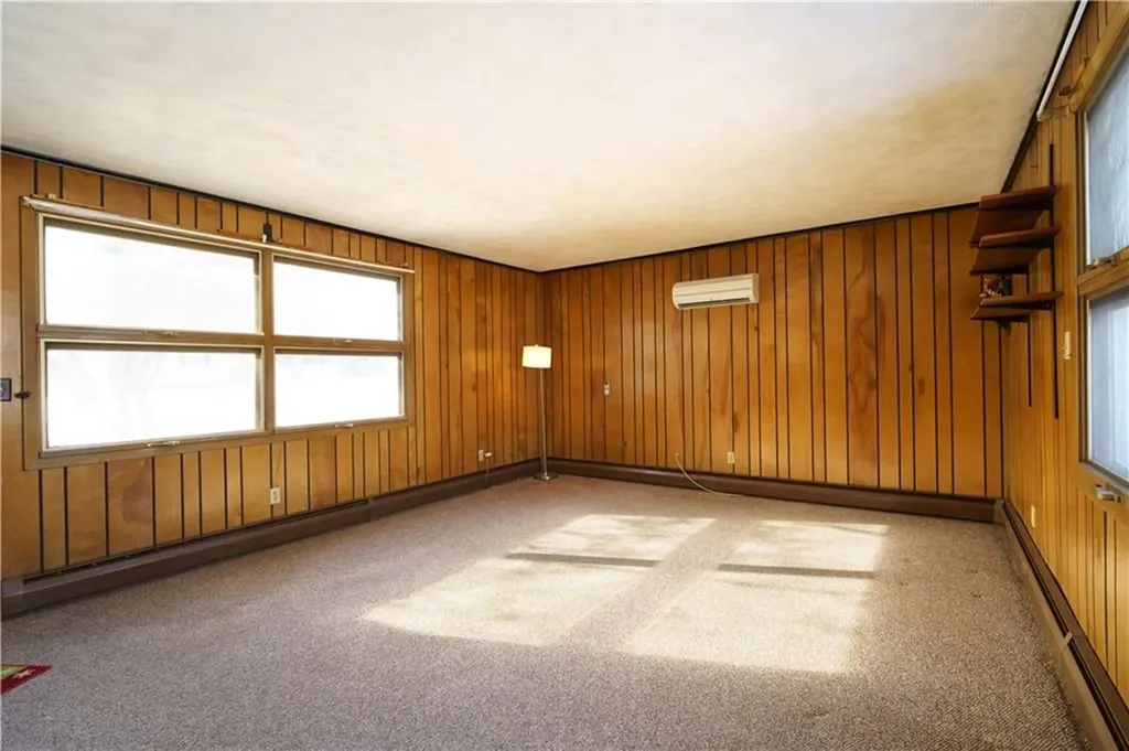 6 Sheffield Avenue Coventry RI 02816