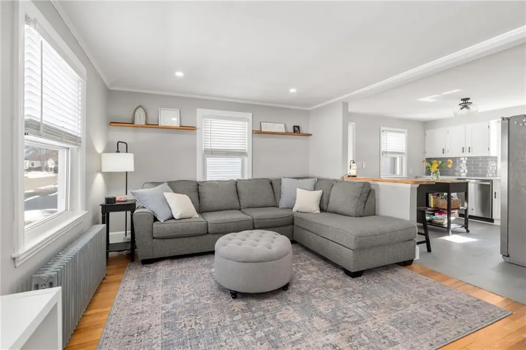 215 London Avenue Pawtucket RI 02861