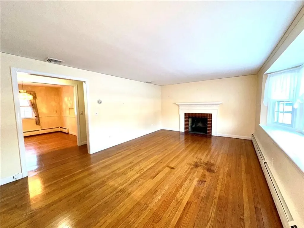 4 Beverly Drive Lincoln RI 02865