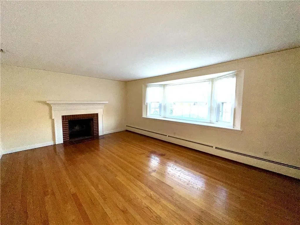 4 Beverly Drive Lincoln RI 02865