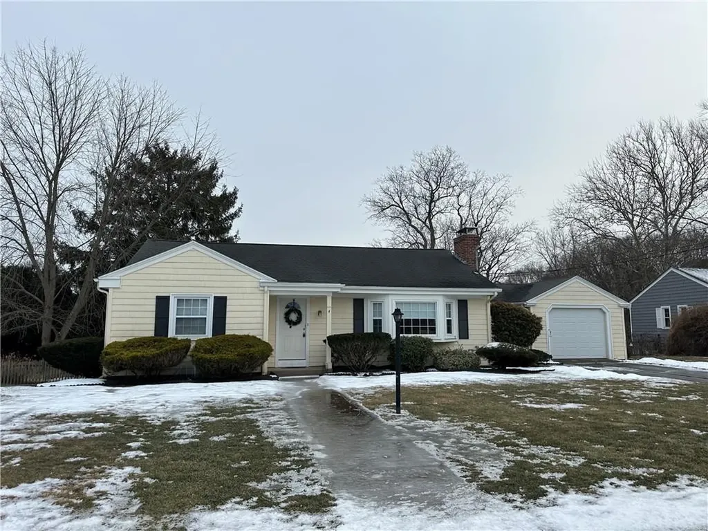 4 Beverly Drive Lincoln RI 02865