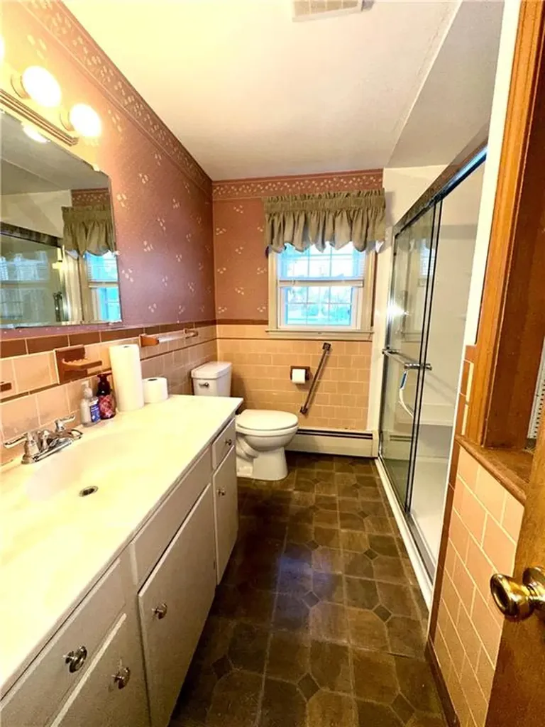 4 Beverly Drive Lincoln RI 02865