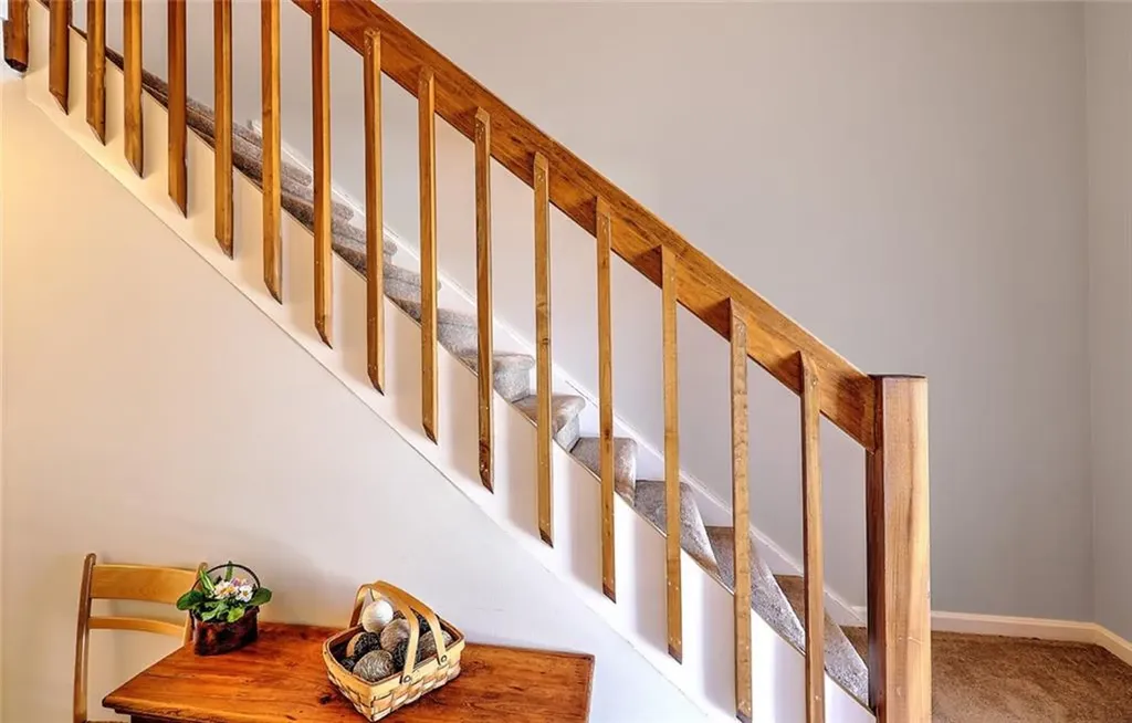 832 Bullocks Point Avenue East Providence RI 02915