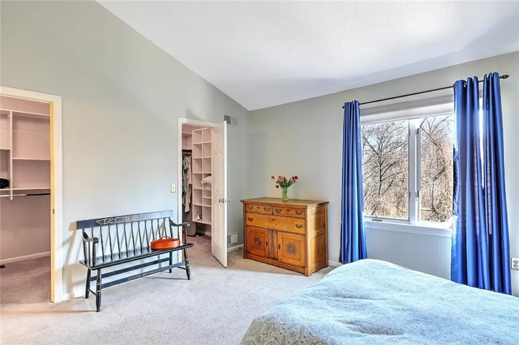 832 Bullocks Point Avenue East Providence RI 02915