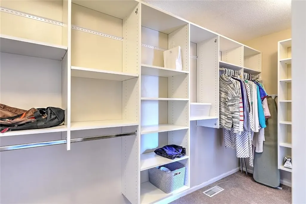 832 Bullocks Point Avenue East Providence RI 02915