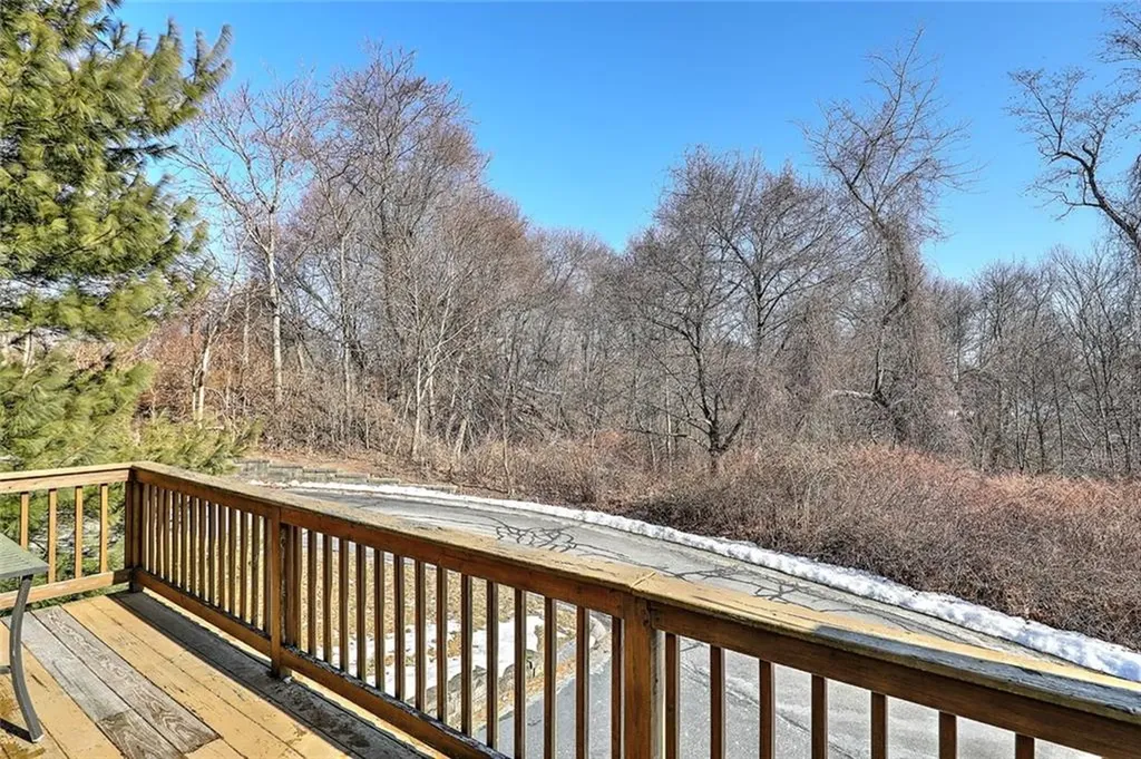 832 Bullocks Point Avenue East Providence RI 02915