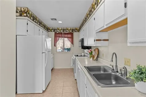 511 Child Street Warren RI 02885