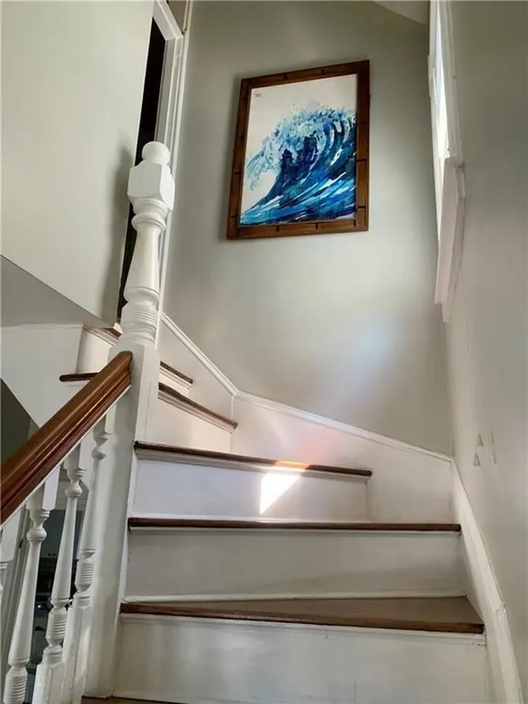 6 Carey Street Newport RI 02840