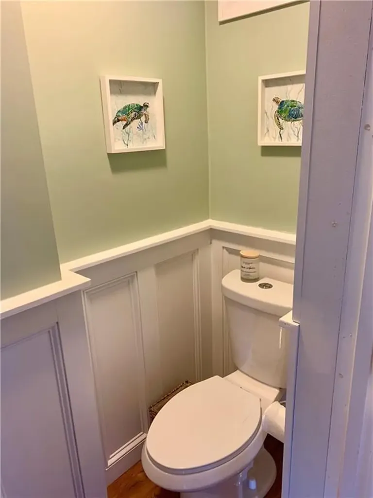 6 Carey Street Newport RI 02840