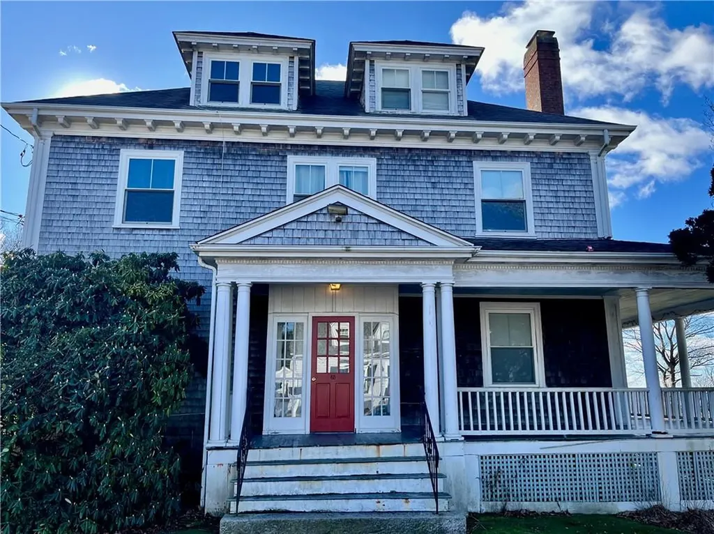 65 Dewey Avenue Tiverton RI 02878