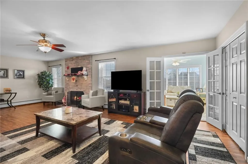 317 Berkeley Avenue Middletown RI 02842