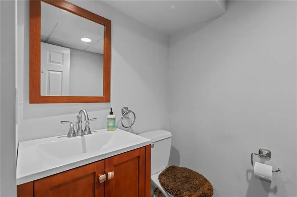 317 Berkeley Avenue Middletown RI 02842