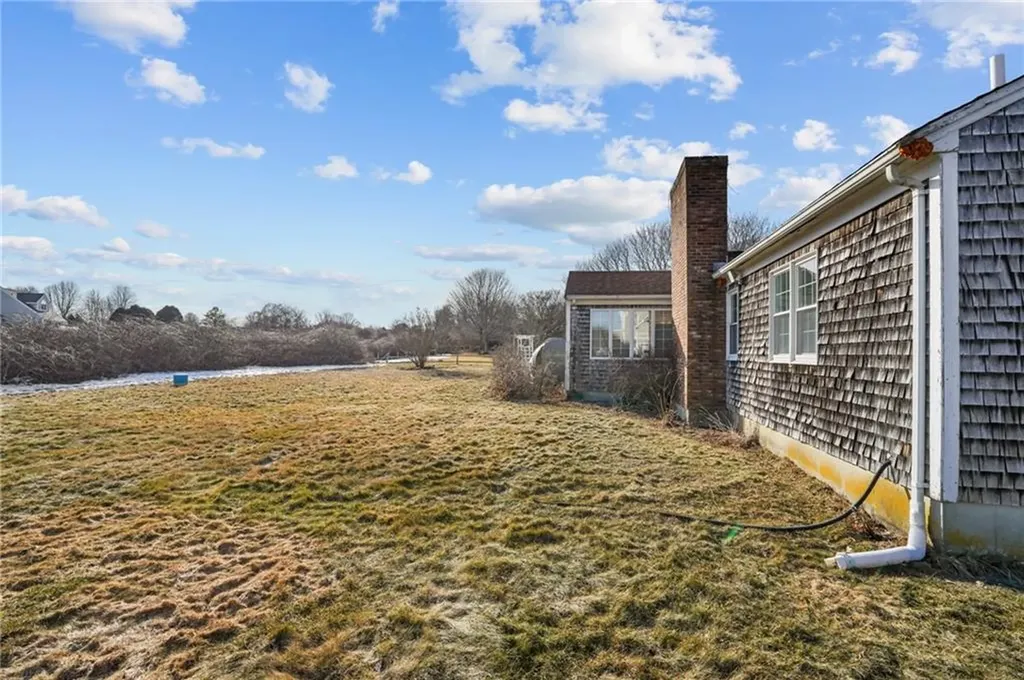 317 Berkeley Avenue Middletown RI 02842