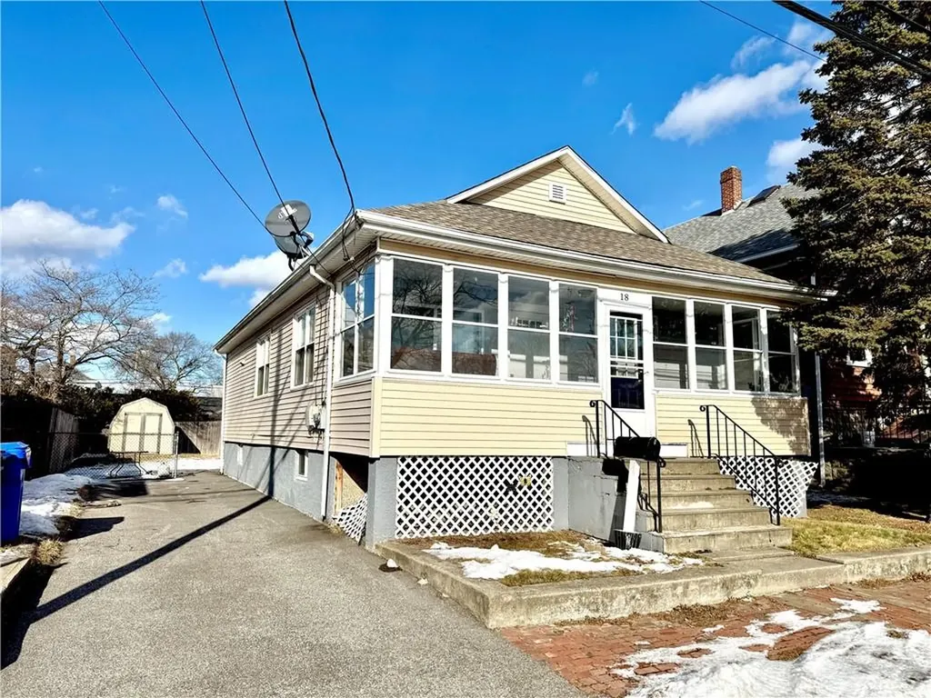 18 Dewey Avenue East Providence RI 02914