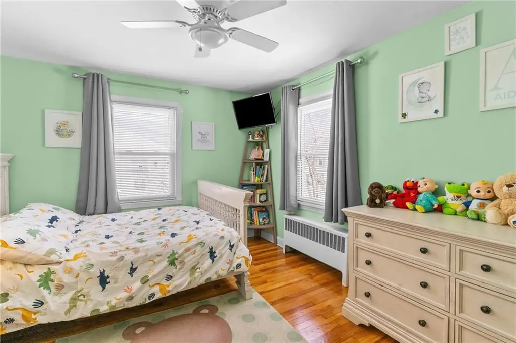 14 Mayfield Street Pawtucket RI 02861