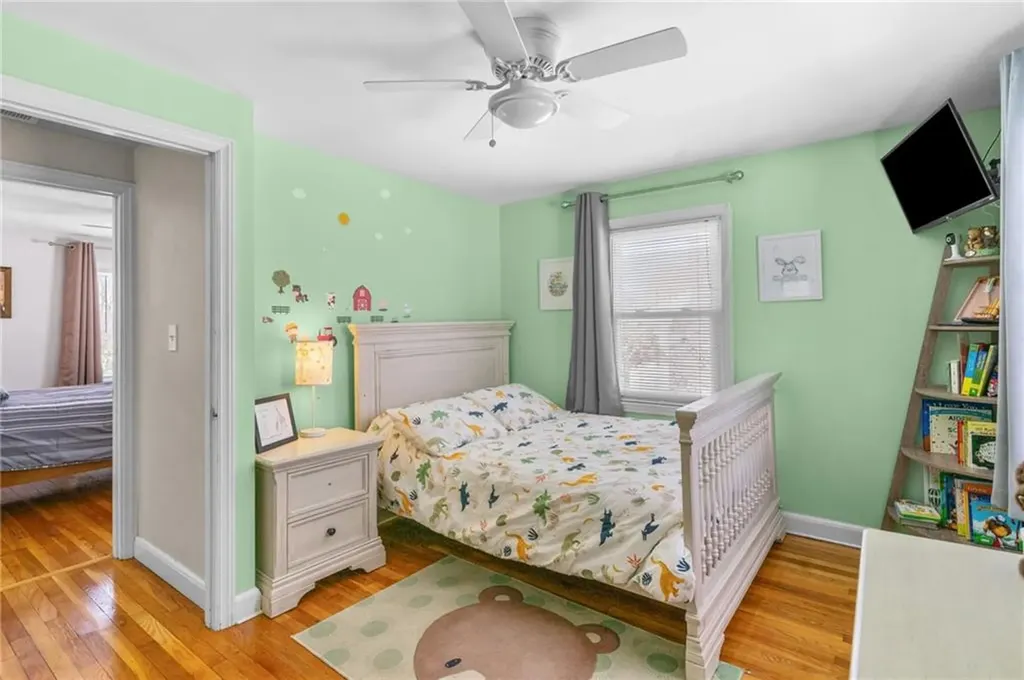 14 Mayfield Street Pawtucket RI 02861