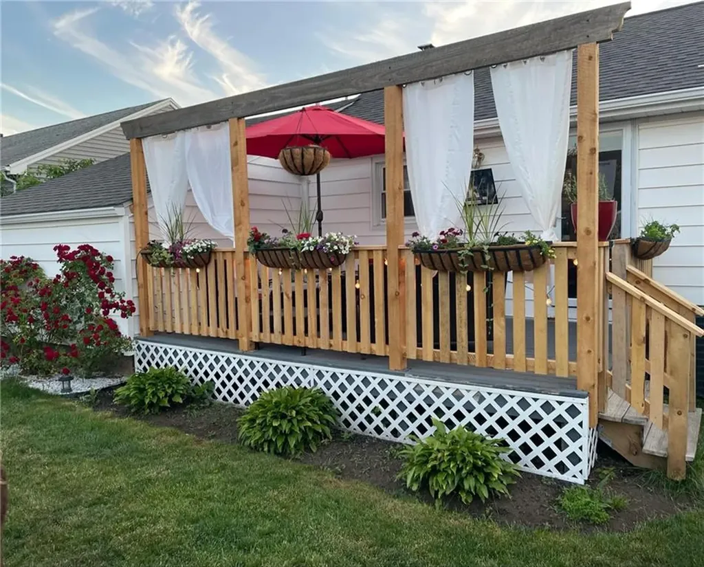 14 Mayfield Street Pawtucket RI 02861