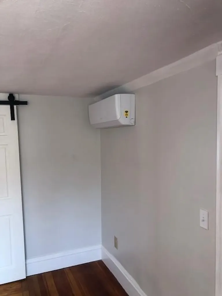 24 Mayflower Street Providence RI 02906