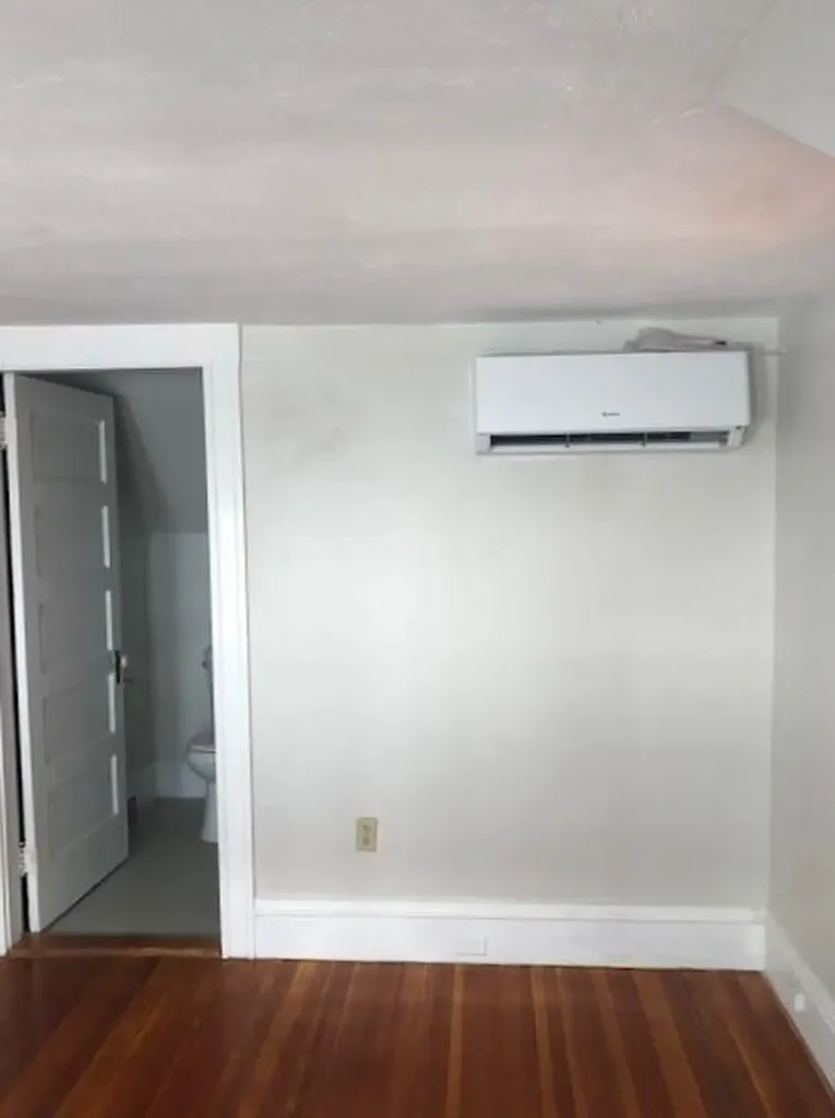 24 Mayflower Street Providence RI 02906