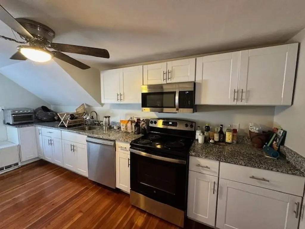 24 Mayflower Street Providence RI 02906