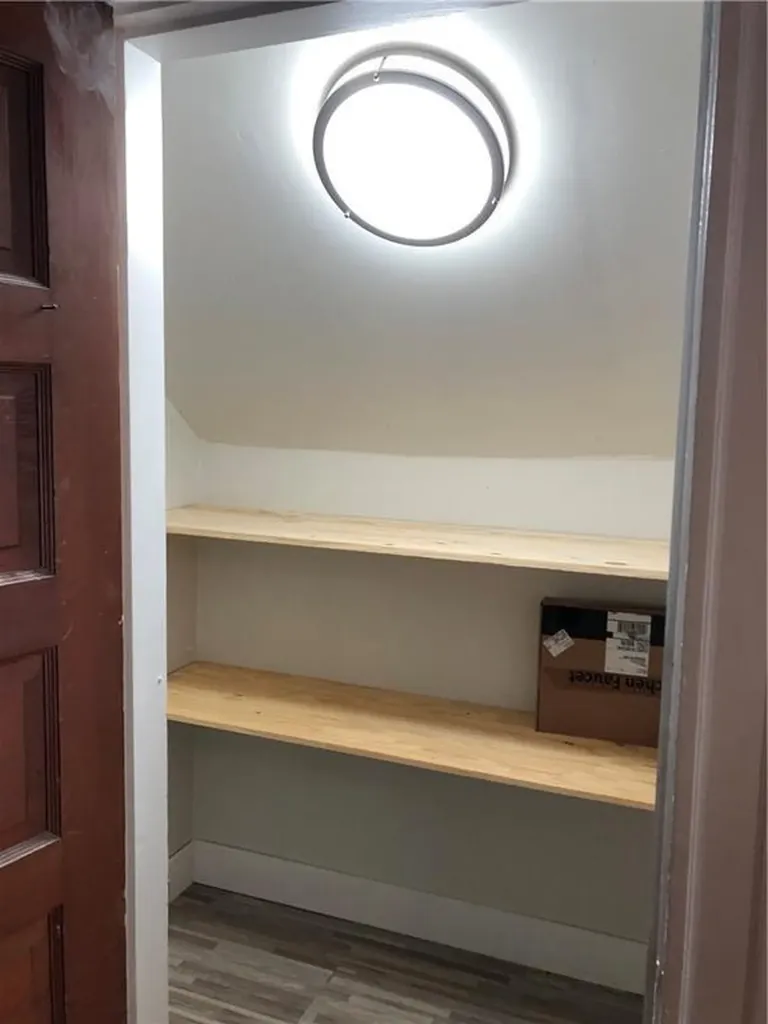 24 Mayflower Street Providence RI 02906