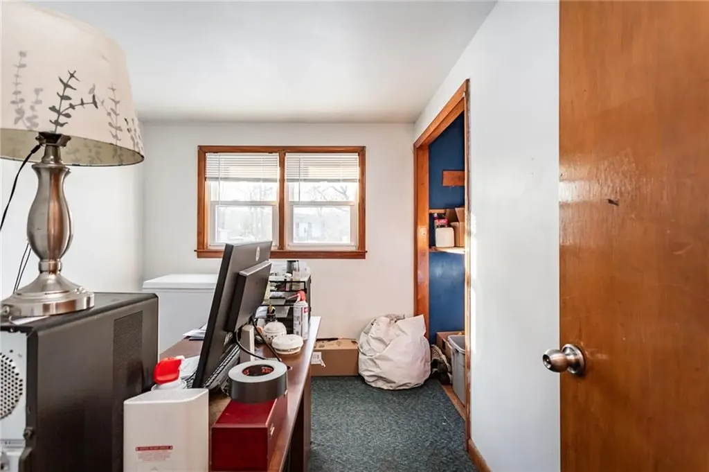 44 Craig Road Warwick RI 02886